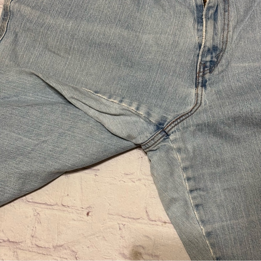 Levi’s 515 Capri Light Blue lightly distressed Denim jeans Women’s Plus size 40 - Picture 12 of 15